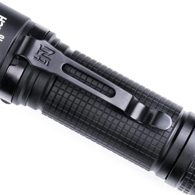 Lampe coudée Multifonction P10 Antichoc 1400 lumens - 200 m.