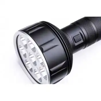 Lampe Saint Torche ST31 Pro 20.000 lumens - 740 m