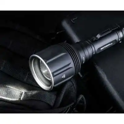 Lampe Tactique T20L Longue Portée, 2 Km - 900 Lumens Nextorch