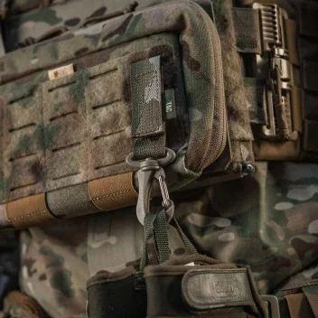 Porte Accessoires Molle Avec Mousqueton M-Tac Multicam