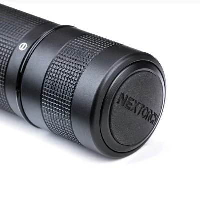 Lampe de poche C2, 250 lumens