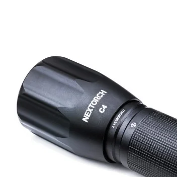 Lampe de poche C4, 700 lm.